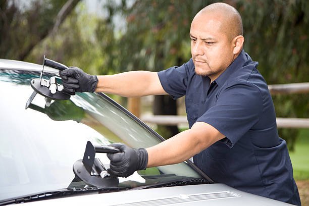 Windshield Repair Near Me, Rosemead, CA - Windshield Damage Repair with Free Mobile Service